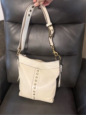 Vintage Coach Cream Leather Shoulder Bag with Brass Hardware